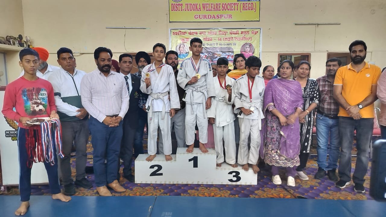 Judokas Strike Gold